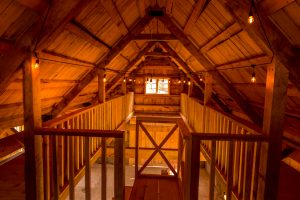 rustic barn wedding destination on the oregon coast