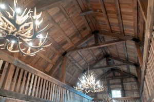 rustic barns on the oregon coast